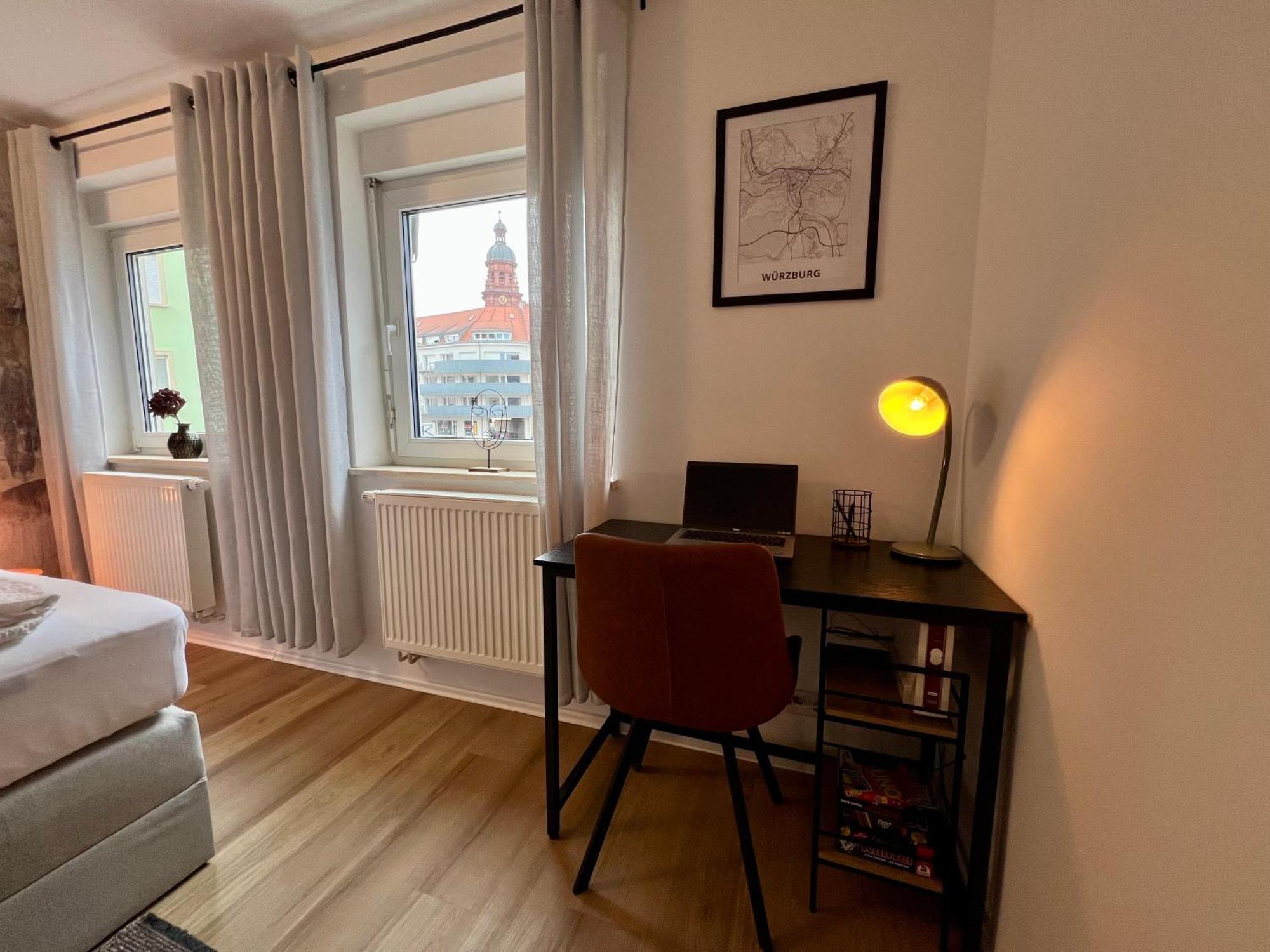 Main Cozy Casa Universitaet *